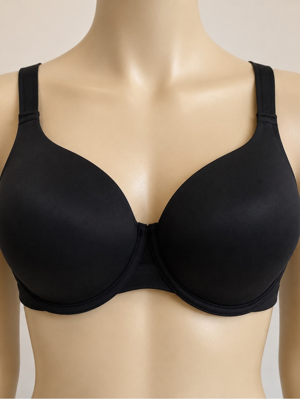 Cacique Lane Bryant Underwire Lightly Lined Full Coverage Adj Straps Black 44D